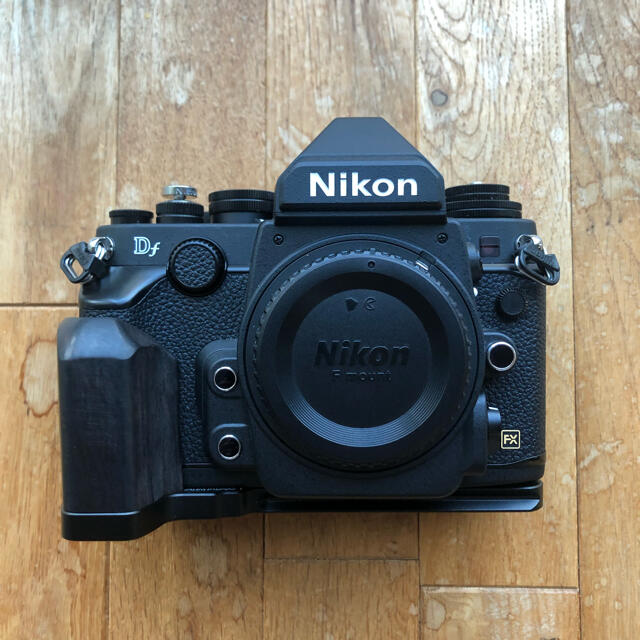 Nikon - 【おまけ多数】Nikon ニコンdf ブラック ボディ単体