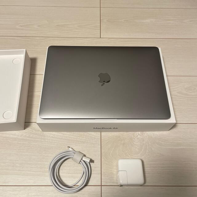 Apple(アップル)のApple MacBook Air 2020 intelモデル スマホ/家電/カメラのPC/タブレット(ノートPC)の商品写真