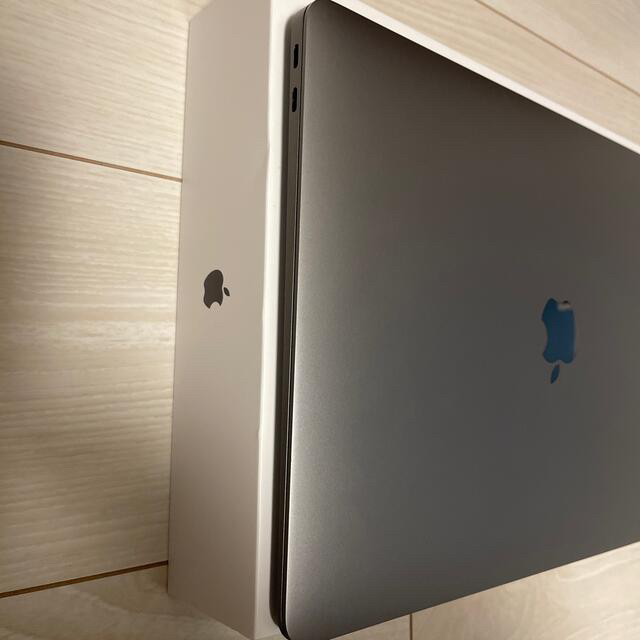 Apple(アップル)のApple MacBook Air 2020 intelモデル スマホ/家電/カメラのPC/タブレット(ノートPC)の商品写真