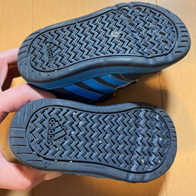 adidas adidas アディダス ボアスニーカー ファーストシューズ 13センチの通販 by おっチョコチョイ's shop｜アディダス ならラクマ