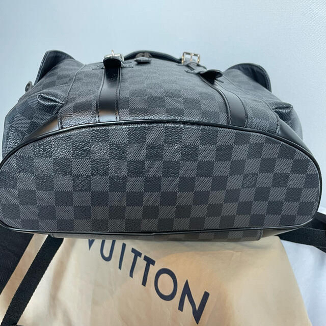 LOUIS VUITTON(ルイヴィトン)のルイ・ヴィトン ダミエ グラフィット クリストファーPM メンズのバッグ(バッグパック/リュック)の商品写真