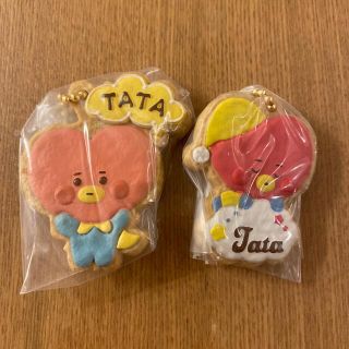 BT21  クッキーチャ－ムコット　(キャラクターグッズ)