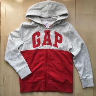 ギャップキッズ(GAP Kids)の【新品未使用】GAP 裏起毛ジップパーカー　150cm(ジャケット/上着)