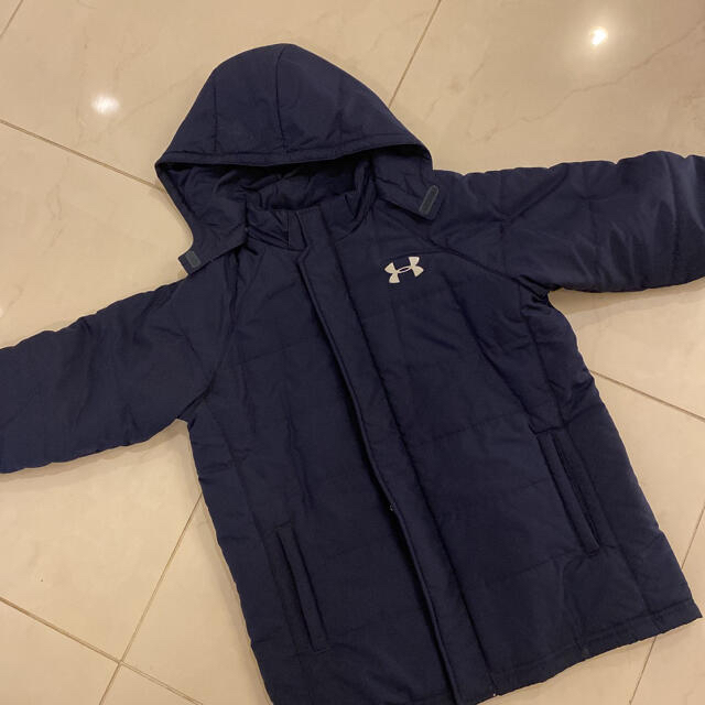 UNDER ARMOUR(アンダーアーマー)のアンダーアーマジュニアフード付きベンチコート キッズ/ベビー/マタニティのキッズ服男の子用(90cm~)(コート)の商品写真