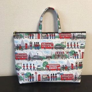 キャスキッドソン(Cath Kidston)のハンドメイド♛持ち手付きポーチ♛キャスキッドソンシーチング生地(ポーチ)