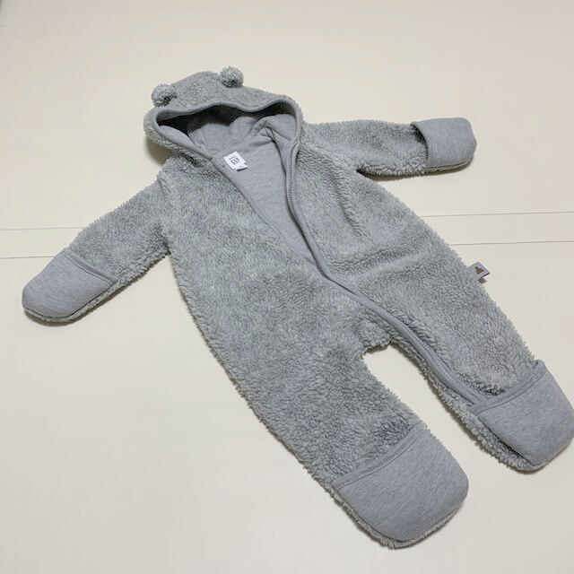 babyGAP(ベビーギャップ)の【babyGAP】くま耳もこもこカバーオール【防寒】 キッズ/ベビー/マタニティのベビー服(~85cm)(ジャケット/コート)の商品写真