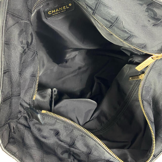 CHANEL(シャネル)の✨美品✨シャネル　ニュートラベルライントート GM　ナイロン　正規品 レディースのバッグ(トートバッグ)の商品写真
