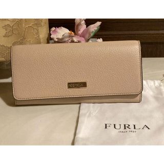 フルラ(Furla)の未使用、極美品☆ FURLA  長財布☆ 飽きの来ない美しいグレージュ❣️綺麗(財布)