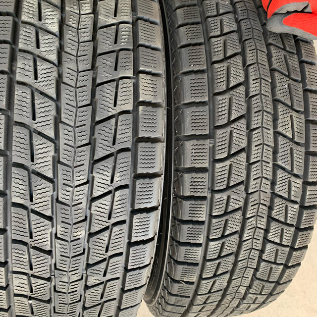 DUNLOP(ダンロップ)のあ専用　スタッドレスタイヤ　215/60R17 アルミホイル　4本セット 自動車/バイクの自動車(タイヤ・ホイールセット)の商品写真