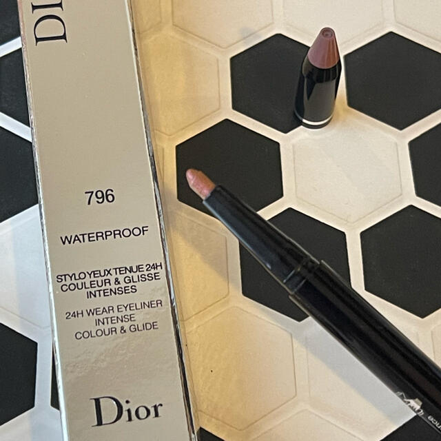 Dior(ディオール)のディオール　限定アイライナー　796 コスメ/美容のベースメイク/化粧品(アイライナー)の商品写真