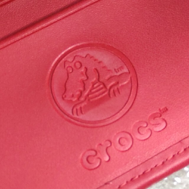 crocs(クロックス)の新品　クロックス二つ折り財布　小銭入れ メンズのファッション小物(折り財布)の商品写真