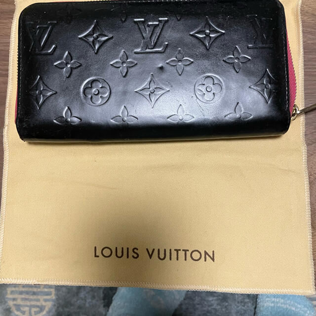 LVウォレットLouis Vuittonジッピーウォレット ラウンドファスナーファッション小物