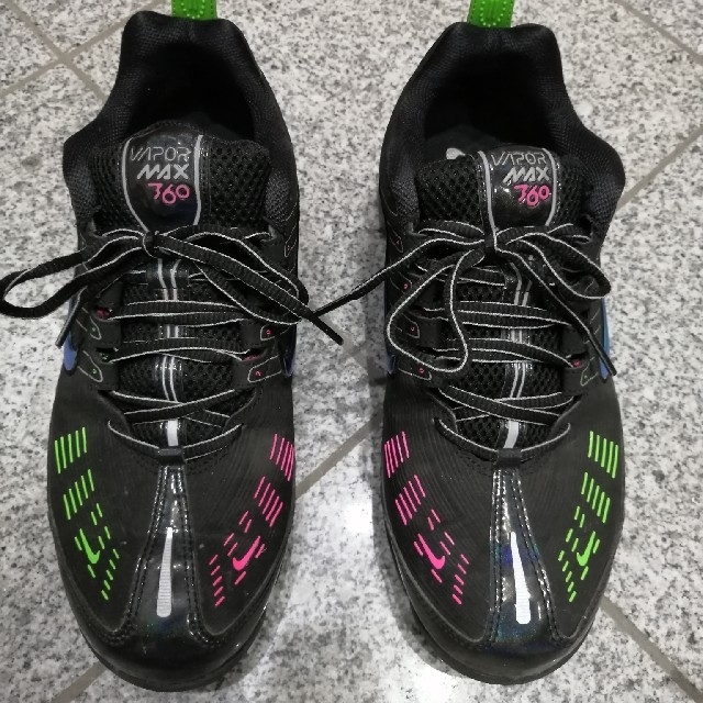 NIKE(ナイキ)のNIKE AIR VAPORMAX 360 ヴェイパーマックス メンズの靴/シューズ(スニーカー)の商品写真