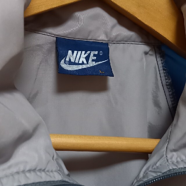 HOT人気 NIKE - “80sNIKE” 紺タグ銀刺繍 Vintage品 トラックジャケットの通販 by にーら〓〓24時間以内発送〓〓|ナイキならラクマ 在庫高品質