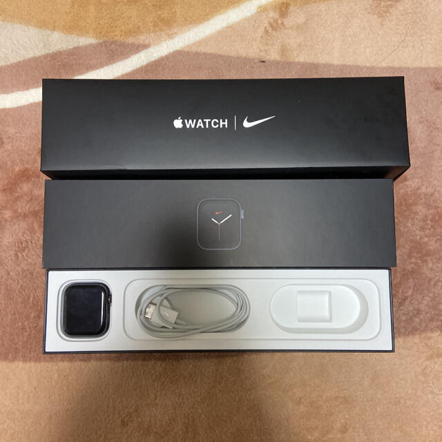 Apple Watch Nike Series 5 GPS+Cellularモ… 1
