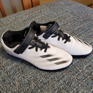 アディダス(adidas)のadidasスニーカー22センチ(スニーカー)