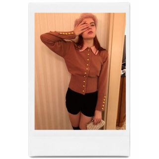 メリージェニー(merry jenny)のepine bi-color gold botton knit cardigan(カーディガン)