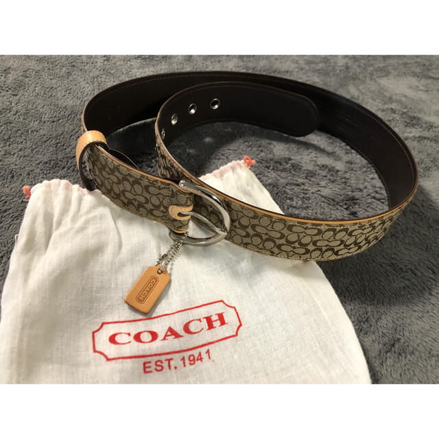 COACH(コーチ)のお値下げしました　新品　コーチ　COACH  シグネチャー　ベルト レディースのファッション小物(ベルト)の商品写真