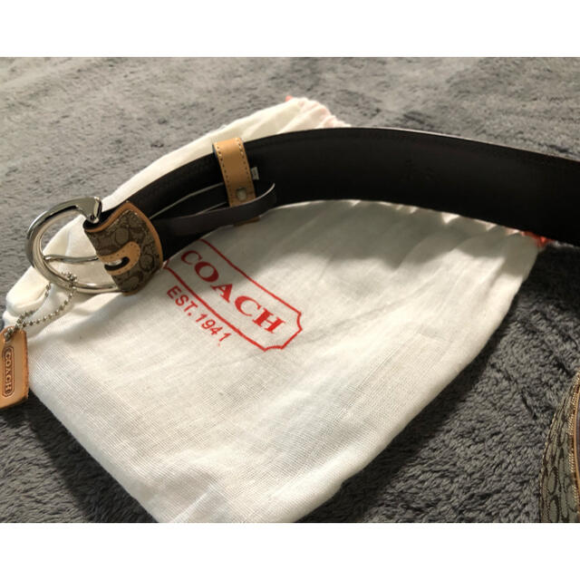 COACH(コーチ)のお値下げしました　新品　コーチ　COACH  シグネチャー　ベルト レディースのファッション小物(ベルト)の商品写真