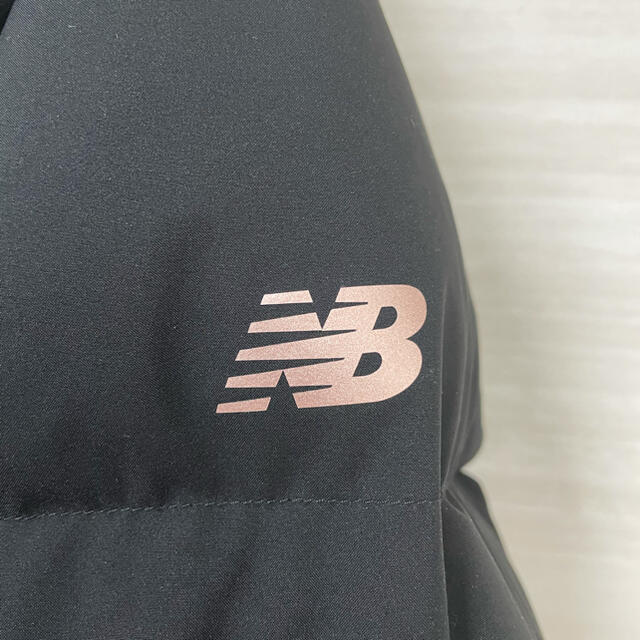 New Balance(ニューバランス)のnew balance Aライングースミドルダウンジャケット レディースのジャケット/アウター(ダウンコート)の商品写真