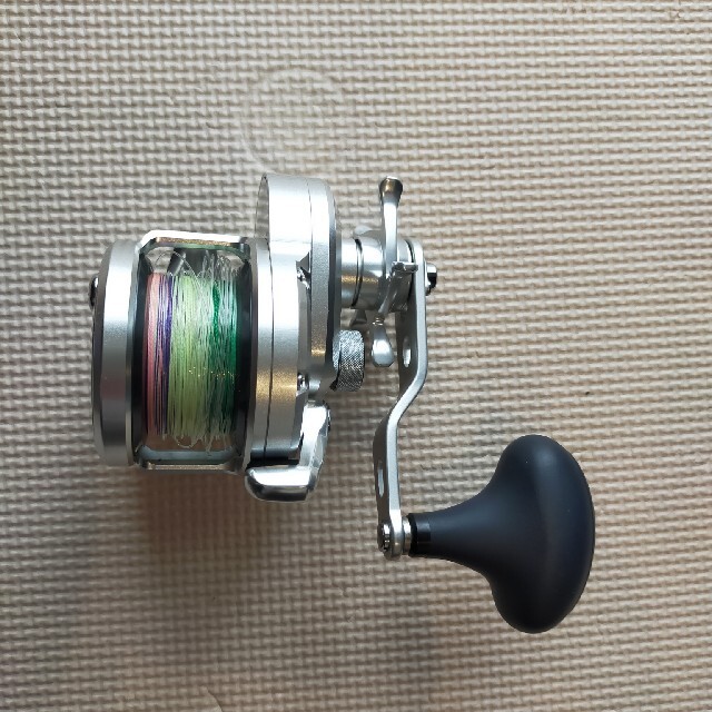 SHIMANO(シマノ)のシマノ　11オシアジガー　2000NRHG スポーツ/アウトドアのスポーツ/アウトドア その他(その他)の商品写真