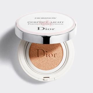 ディオール(Dior)のディオール スノー パーフェクト ライト クッション C03(ファンデーション)