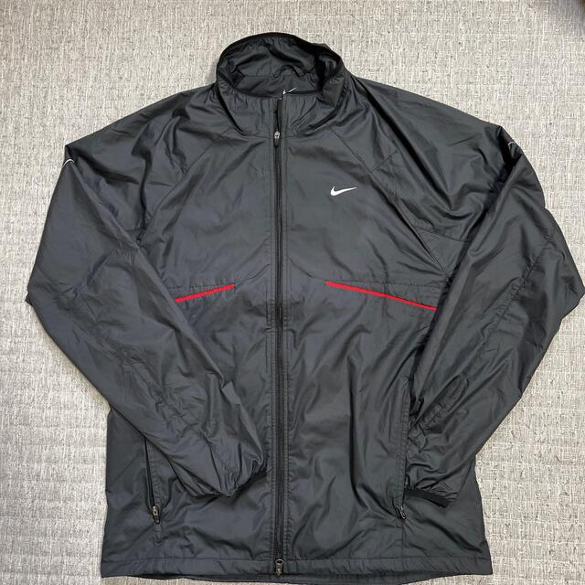 値下！NIKEのウインドブレーカー　L 黒