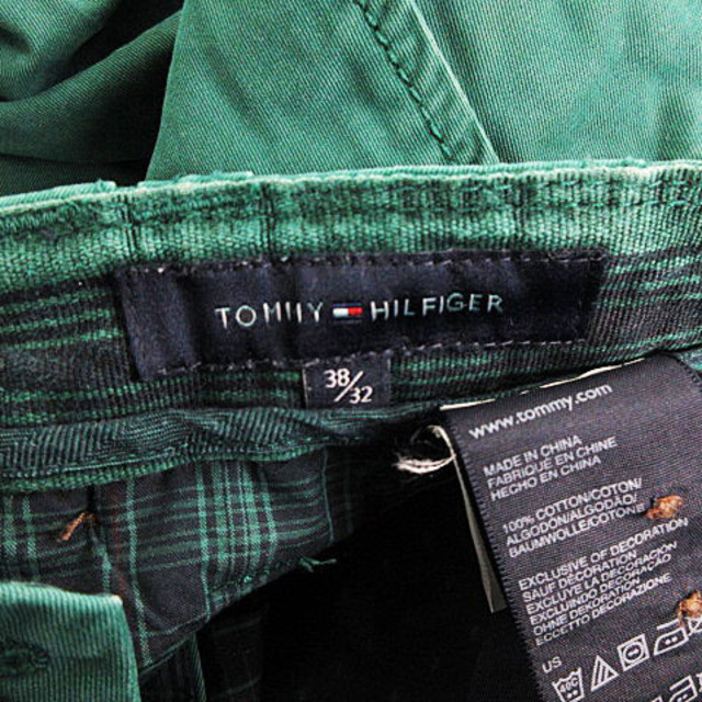 TOMMY HILFIGER(トミーヒルフィガー)のトミーヒルフィガー MERCER CHINO チノパンツ センタープレス 緑 メンズのパンツ(チノパン)の商品写真