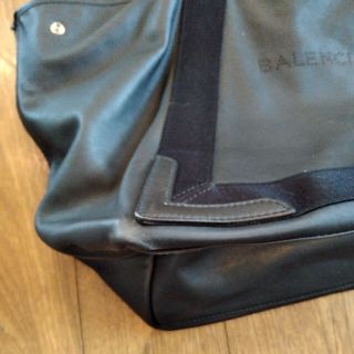 Balenciaga - BALENCIAGA(バレンシアガ )ネイビーカバス M トート