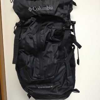 コロンビア(Columbia)の新品未使用！半額以下！値下げ可能！コロンビア　バックパックリュック30L(バッグパック/リュック)