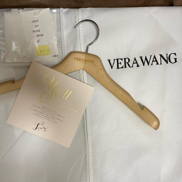 専用 Vera Wang AVA アヴァ US0 ウェディングドレス 専用 Vera Wang AVA アヴァ US0 ウェディングドレス