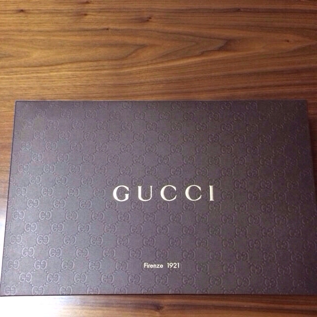 Gucci(グッチ)のお取り置き中/GUCCIストール レディースのファッション小物(ストール/パシュミナ)の商品写真