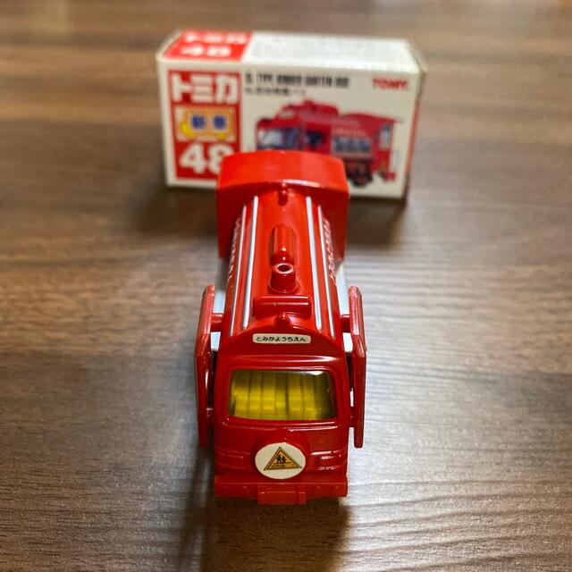 Takara Tomy(タカラトミー)のトミカ　ミニカー　SL型幼稚園バス エンタメ/ホビーのおもちゃ/ぬいぐるみ(ミニカー)の商品写真