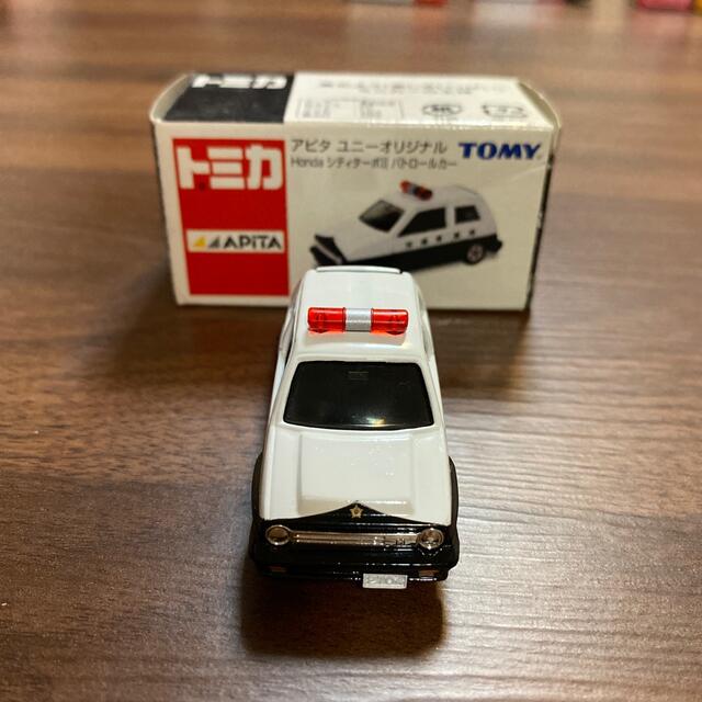 Takara Tomy(タカラトミー)のトミカ　ミニカー　アピタユニーオリジナル　パトロールカー エンタメ/ホビーのおもちゃ/ぬいぐるみ(ミニカー)の商品写真