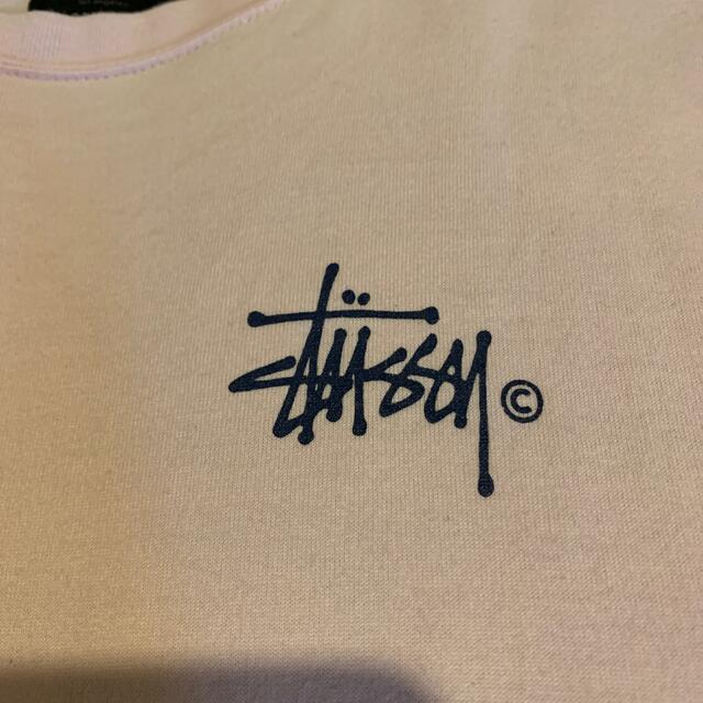 STUSSY(ステューシー)の【中古】stussy ピンクオーバーTシャツ レディースのトップス(Tシャツ(半袖/袖なし))の商品写真