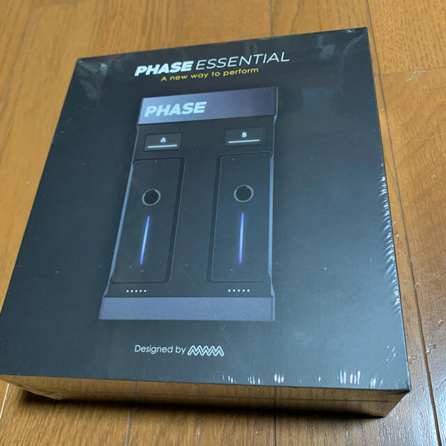 MWM Phase Essential DJ コントローラー