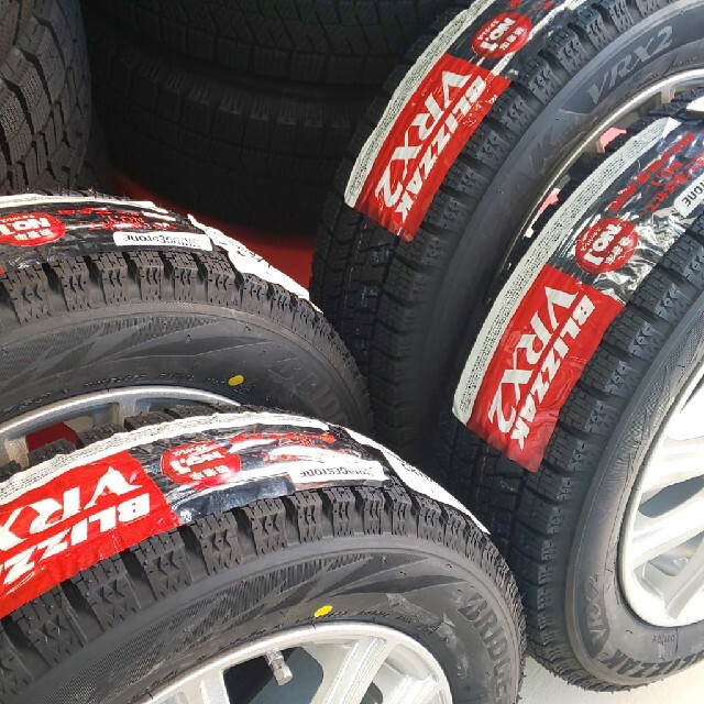 送料無料！新品ブリヂストンVRX2 155/65R14×YIDA 14インチ 自動車/バイクの自動車(タイヤ・ホイールセット)の商品写真