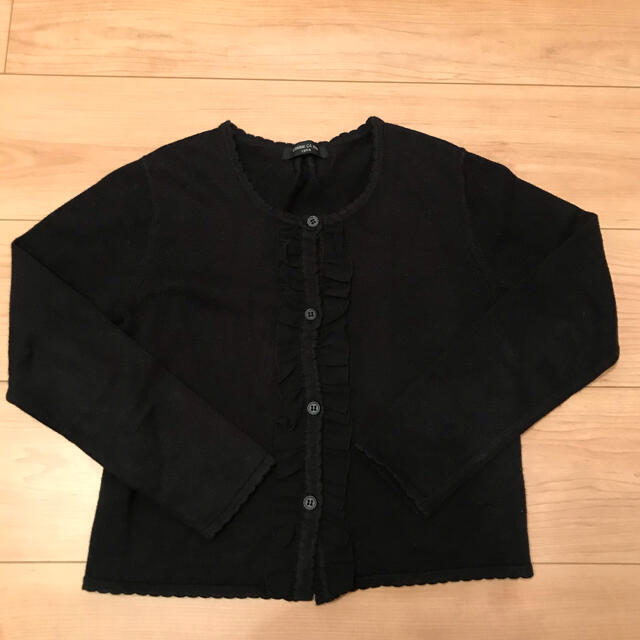 COMME CA ISM(コムサイズム)のCOMME CA ISM  カーディガン  黒　130 キッズ/ベビー/マタニティのキッズ服女の子用(90cm~)(カーディガン)の商品写真