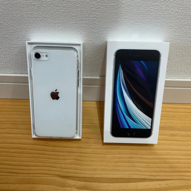 iPhone SE 64GB White系　値下げしました‼️