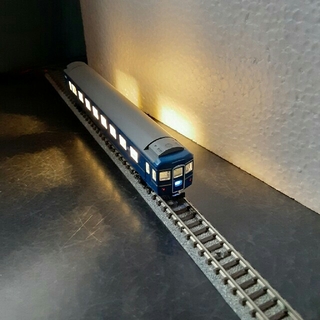カトー(KATO`)の国鉄色様専用EH200とEF65とブルートレイン客車　室内灯付き(鉄道模型)