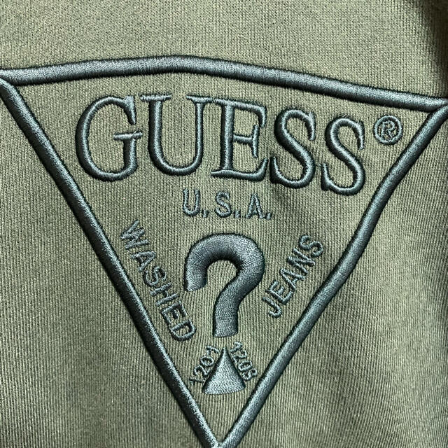 GUESS(ゲス)のGUESS(ゲス)グリーンパーカー メンズのトップス(パーカー)の商品写真