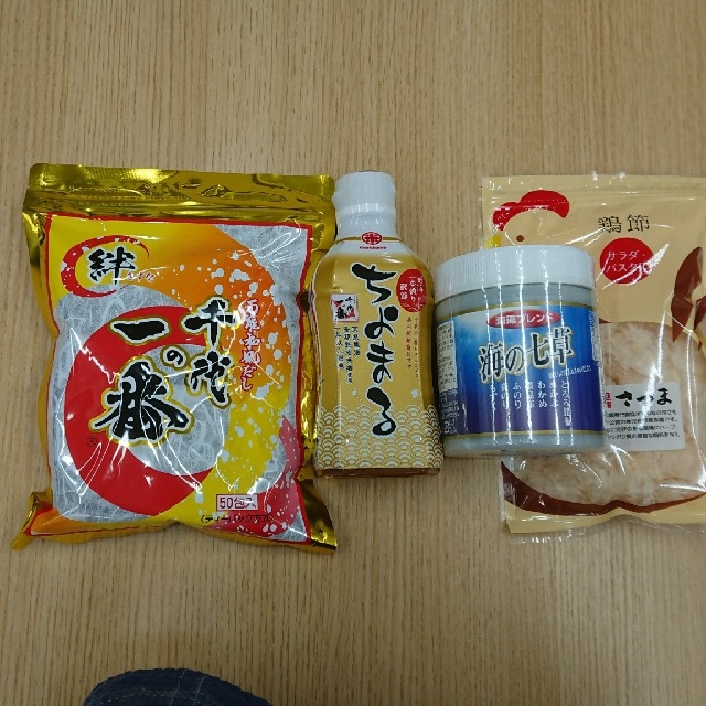 千代の一番 ちよまる 海の七草 鶏節 食品/飲料/酒の食品(調味料)の商品写真