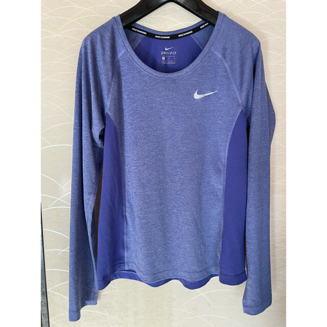 NIKE(ナイキ)のNIKE★ランニングシャツ★ドライフィット★レディース★M レディースのトップス(Tシャツ(長袖/七分))の商品写真