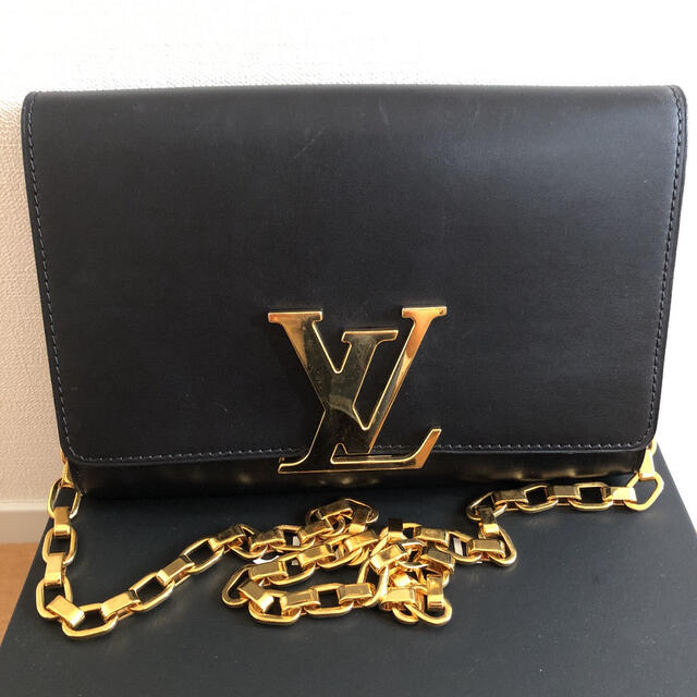 LOUIS VUITTON - LOUIS VUITTON ポシェット・ルイーズ ショルダーの+