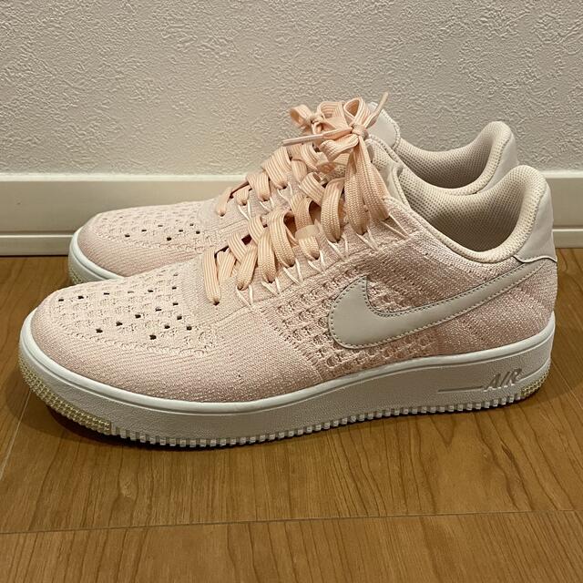 NIKE AIR FORCE1 フライニット