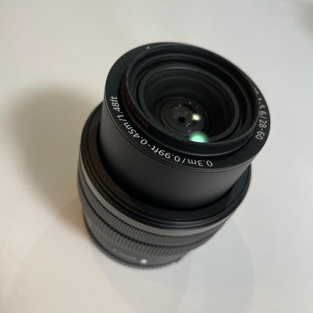 SONY(ソニー)の【新品同様】SONY FE28-60mm F4-5.6 SEL2860 スマホ/家電/カメラのカメラ(レンズ(ズーム))の商品写真