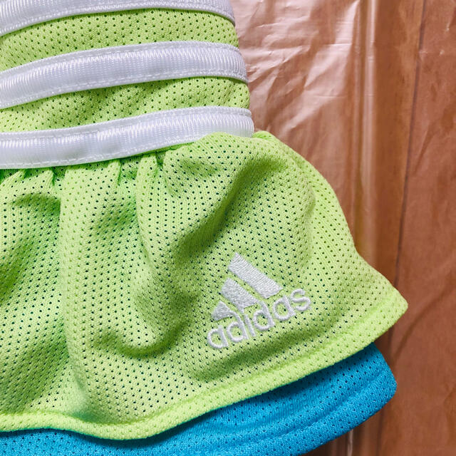 adidas(アディダス)のアディダス　スカパン キッズ/ベビー/マタニティのキッズ服女の子用(90cm~)(スカート)の商品写真