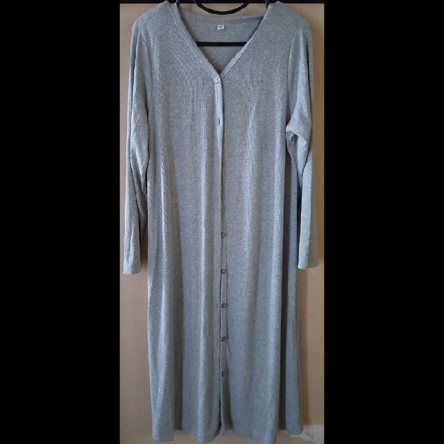 UNIQLO ウールカシミヤチェスターコート ウルトラライトダウンベスト等 2