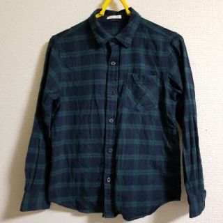 ジーユー(GU)のGU  キッズチェックシャツ　140(ブラウス)