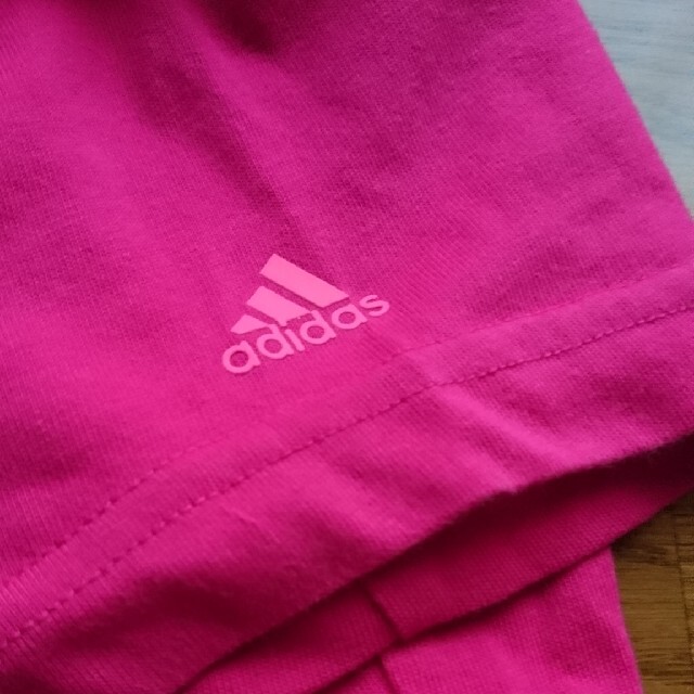 adidas(アディダス)のadidas アディダス Tシャツ ピンク 150 キッズ/ベビー/マタニティのキッズ服女の子用(90cm~)(Tシャツ/カットソー)の商品写真